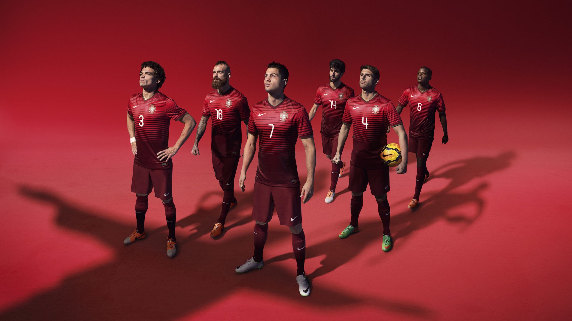 _逆境中的坚韧：运动员咬紧牙关完成精彩逆转_，运动员嘴里咬的是什么